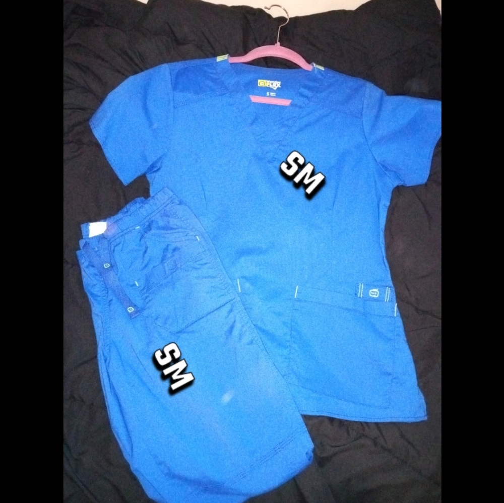 Scrubs - Picture 1 of 1